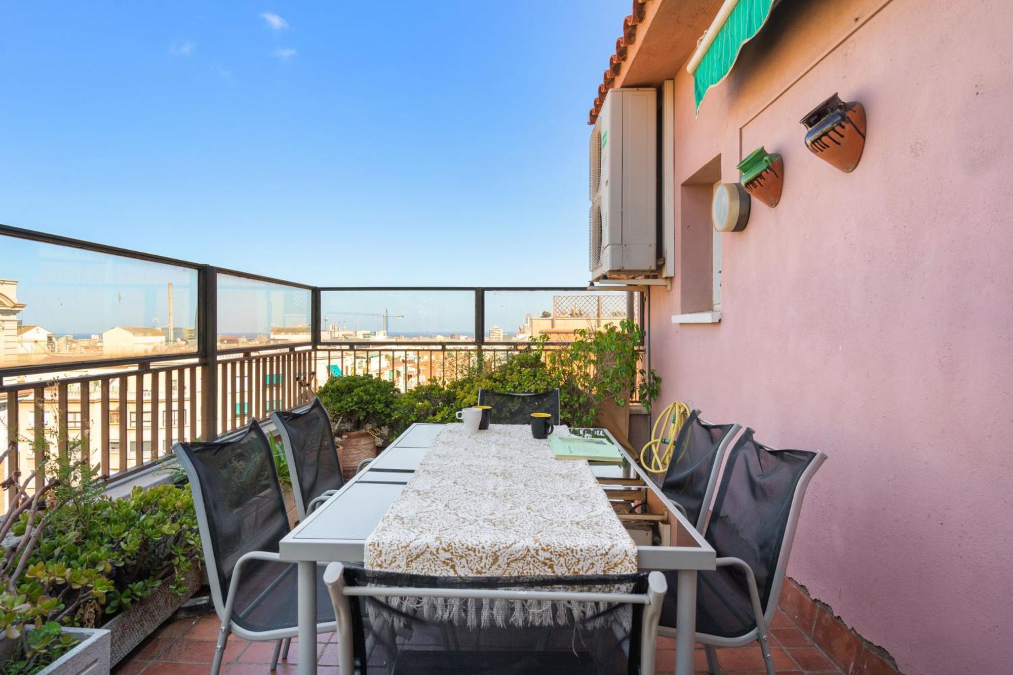 Апартаменты Chic 3Br Retreat With Private Terrace Барселона Экстерьер фото